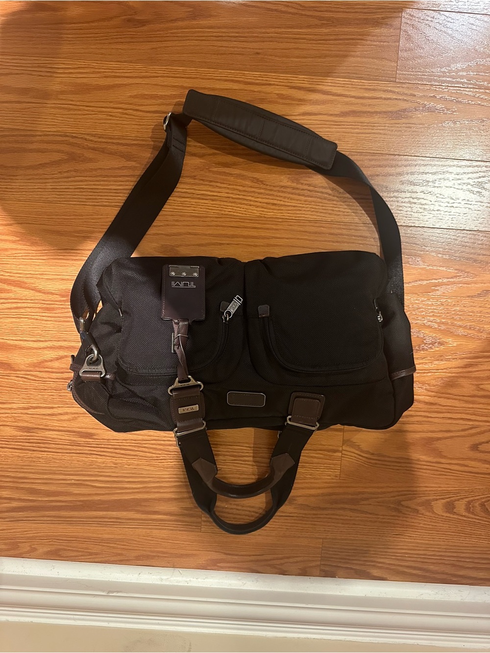 Tumi Alpha Bravo "Everett" Essential Tote